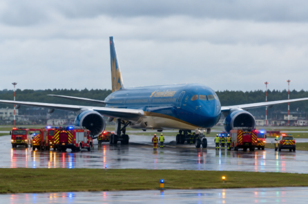 Tổ lái Vietnam Airlines gặp sự cố khi cất cánh tại Đức