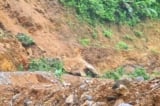 Đường cứu hộ, cứu nạn 100 tỷ tại xã biên giới Quảng Trị sạt lở nặng