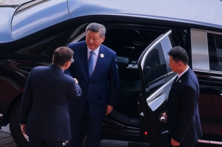 Ông Tập dự Thượng đỉnh BRICS, bất ngờ gặp sự cố khiến ông Modi phải lên tiếng hỏi