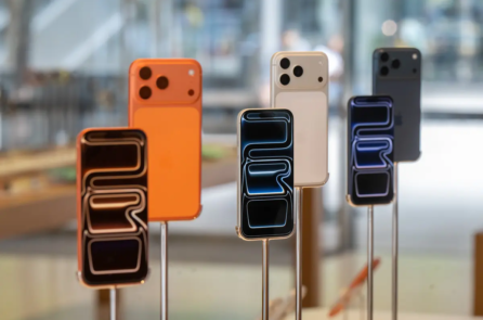 iPhone đời cũ bất ngờ tăng thêm100 USD, người dùng ngỡ ngàng
