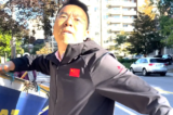 “Tôi sẽ giết bà”: Học viên Pháp Luân Công bị tấn công bên ngoài LSQ Trung Quốc ở Toronto
