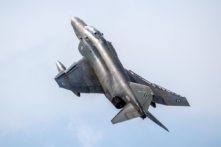 Tiêm kích F-4 Phantom gặp nạn tại triển lãm hàng không Hy Lạp, 2 phi công thiệt mạng