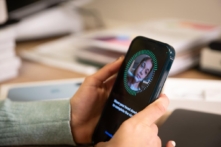 Tập đoàn hóa chất Đức BASF kiện Apple vì Face ID bị cáo buộc xâm phạm 7 bằng sáng chế