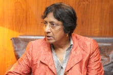 Cựu Cao ủy Nhân quyền LHQ Navi Pillay đoạt giải Nobel Hòa bình 2026