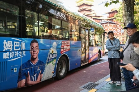 Blog: Từ Mbappé đến Thái Khang Vĩnh, ai cho ĐCSTQ cái gan trừng phạt cả thế giới?