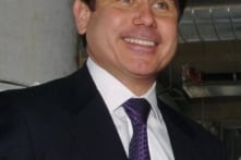 Cựu thống đốc Blagojevich kêu gọi bầu Cộng hòa, cáo buộc phe xã hội kiểm soát Dân chủ