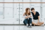 Gương soi cuộc đời: Nhìn người khác để thấu hiểu chính mình