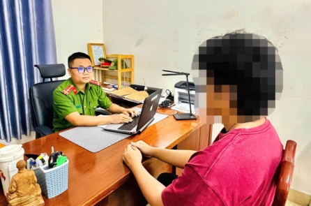 Mắc bẫy giấy trúng tuyển du học Mỹ giả, nam sinh viên giục nhà chuyển gấp 1,2 tỷ