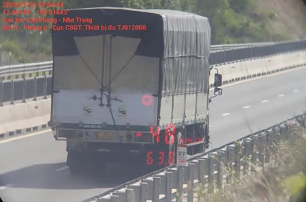 CSGT tạm dừng xử phạt xe chạy dưới 60 km/h tại 3 đoạn cao tốc