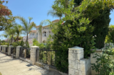 Vợ chồng gốc Hoa ở California bị bắt vì cáo buộc ngược đãi 21 trẻ mang thai hộ