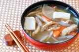 Người Nhật ăn muối gần gấp đôi mức WHO khuyến nghị, vì sao vẫn sống thọ hàng đầu thế giới?