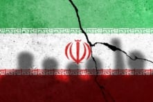 Iran bỏ tù nghị sĩ cứng rắn, phơi bày chia rẽ sâu sắc trong giới lãnh đạo Tehran