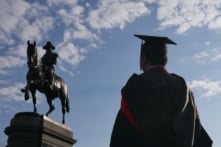 80% doanh nghiệp Mỹ coi trọng bằng đại học giữa làn sóng AI