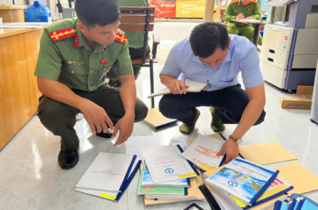 Đồng Tháp: Một tiệm photocopy bị lập biên bản vì sao chép sách giáo khoa