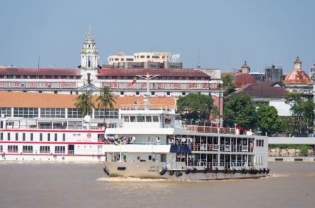 Reuters: Myanmar ngụy trang nhiên liệu mua của Iran thành diesel để né trừng phạt Mỹ
